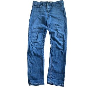 Levi’s 311 Shaping Skinny Mid Rise Skinny Jeans Size 29